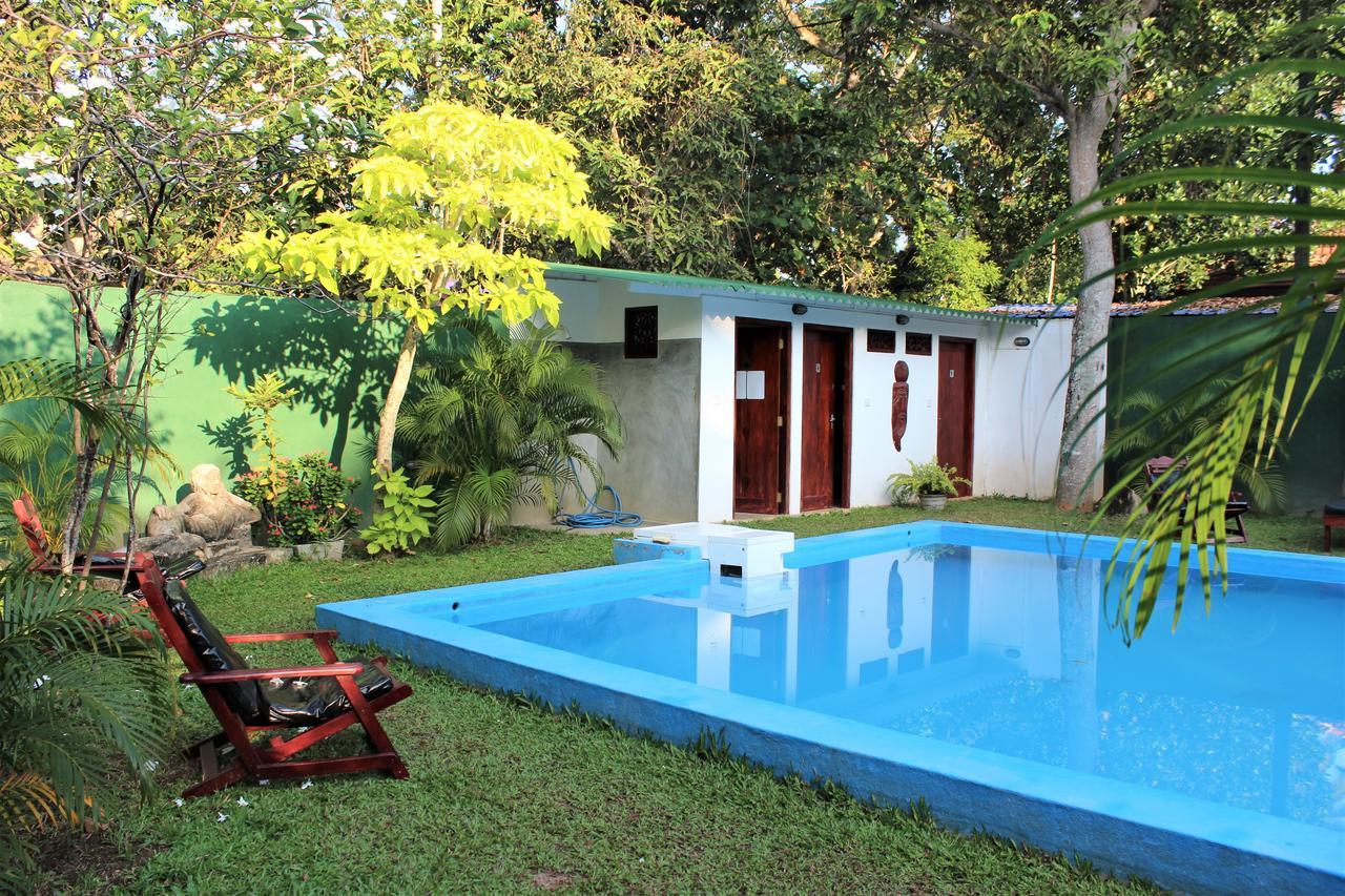 Vidisa Hotel Hikkaduwa Bagian luar foto